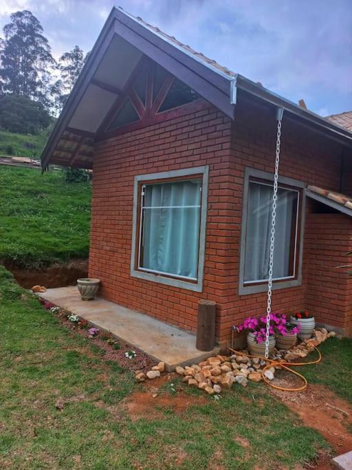 Chale Araucaria- Vale Das Pedras Mg Sapucaí-Mirim Eksteriør billede